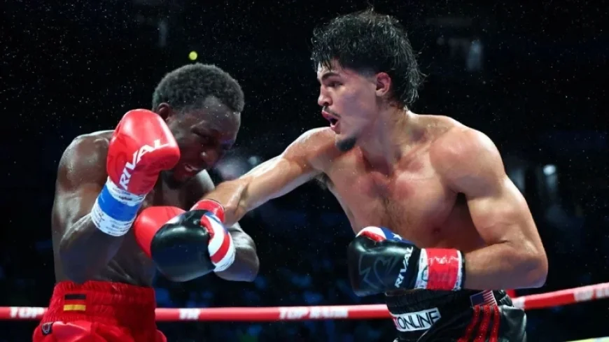 Xander Zayas Clinches Unified Titles in Narrow Victory Over Abass Baraou