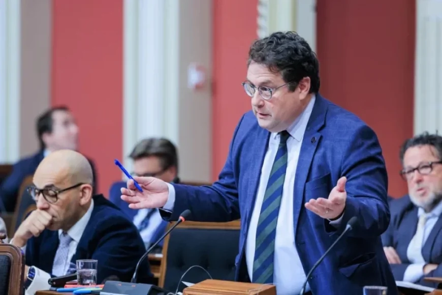 Bernard Drainville Officially Enters CAQ Leadership Race