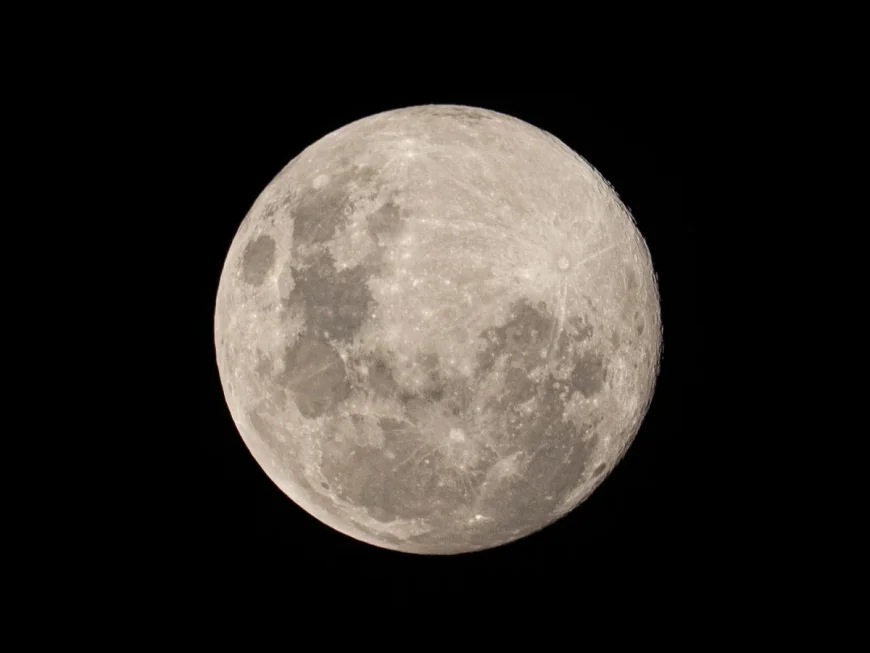 Full moon February 2026: Snow Moon peaks tonight as skywatchers spot Jupiter nearby