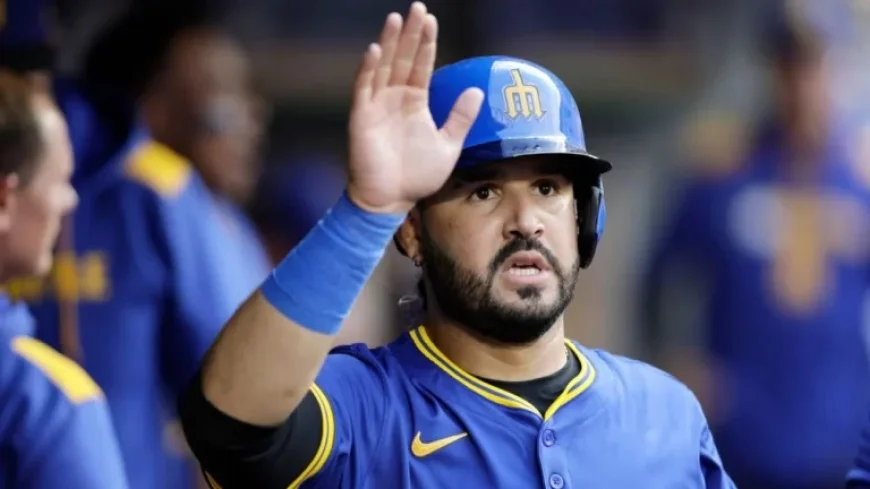 Reds Sign Eugenio Suarez to One-Year, $15M Contract