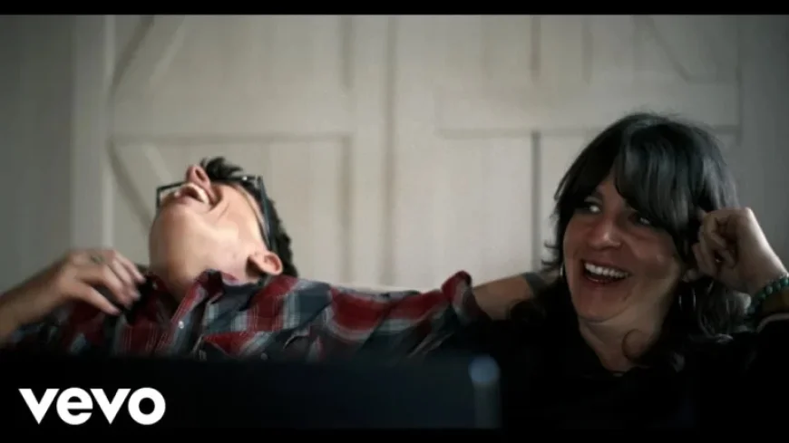 Sara Bareilles and Brandi Carlile Unveil Emotional Duet “Salt Then Sour Then Sweet”