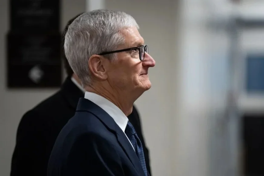 Apple’s Record Quarter Highlights Urgent Need for AI Reevaluation