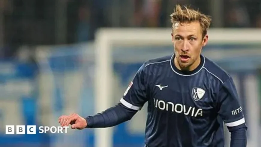 Hibs Secure Bochum Wing-Back Felix Passlack on 3.5-Year Deal