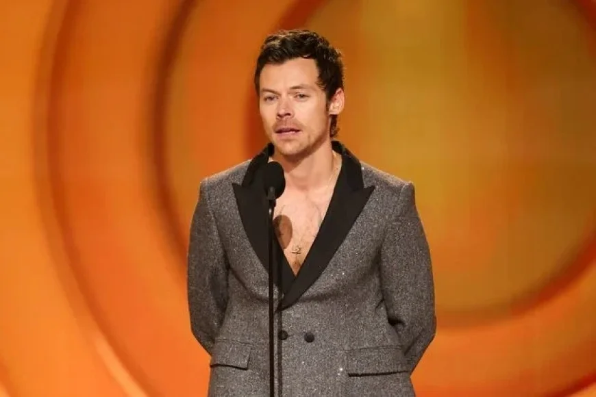 Harry Styles Wears Dior by Jonathan Anderson to Present Grammy Album Award