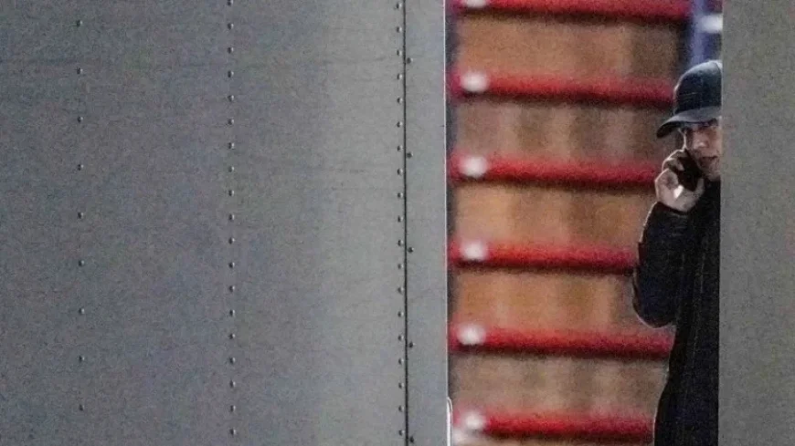 Tulsi Gabbard Connects Trump with FBI During Fulton County Election Search