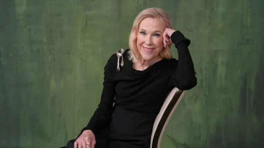 Catherine O’Hara’s Death Spotlights Rare Dextrocardia Heart Condition