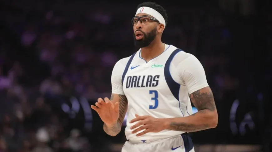 Mavericks Trade Anthony Davis to Wizards for Khris Middleton, Draft Picks