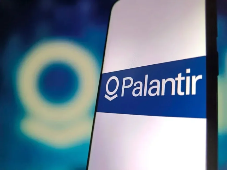 FTSE 100 Declines, US Stocks Mixed Amid Mega-Cap Earnings Reports