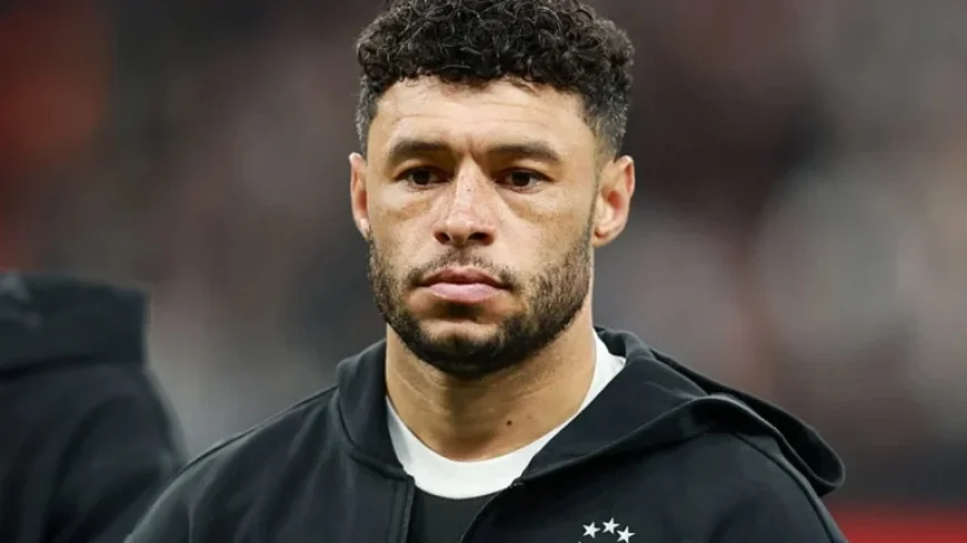 Celtic Near Deal with Ex-Arsenal Midfielder Oxlade-Chamberlain for Premiership Move