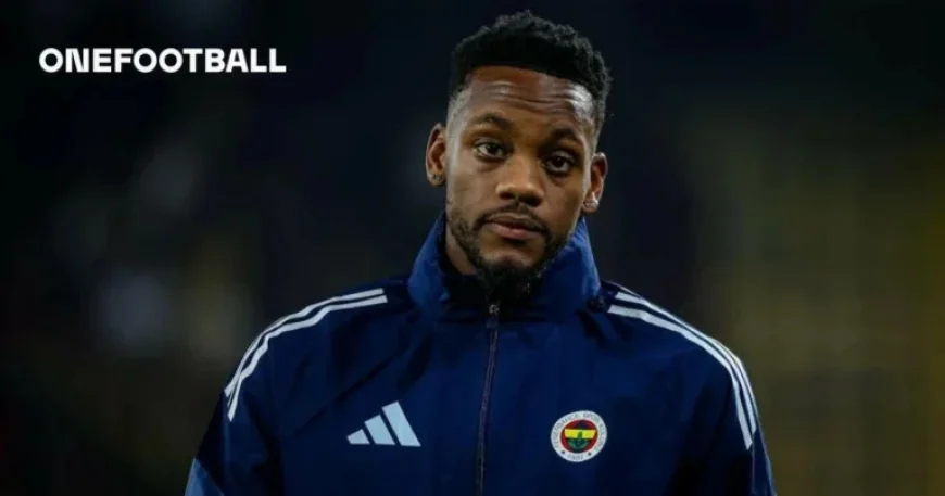 Jhon Duran Channels Colombian Balotelli with Bold Transfer Move