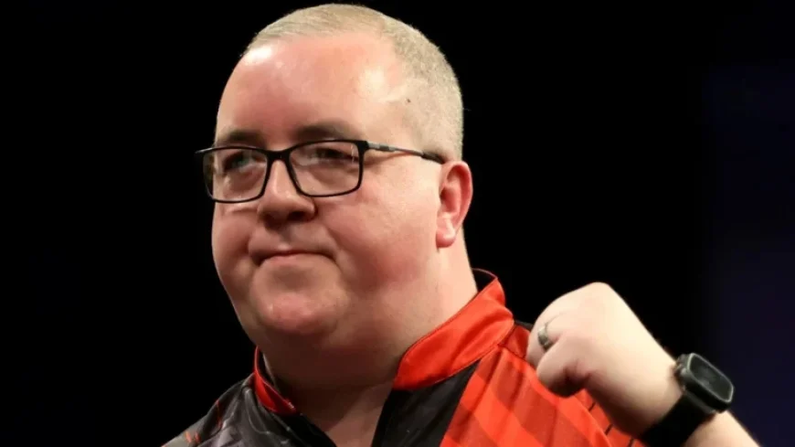 Stephen Bunting Vows to Overcome Criticism with Hard Work in Premier League