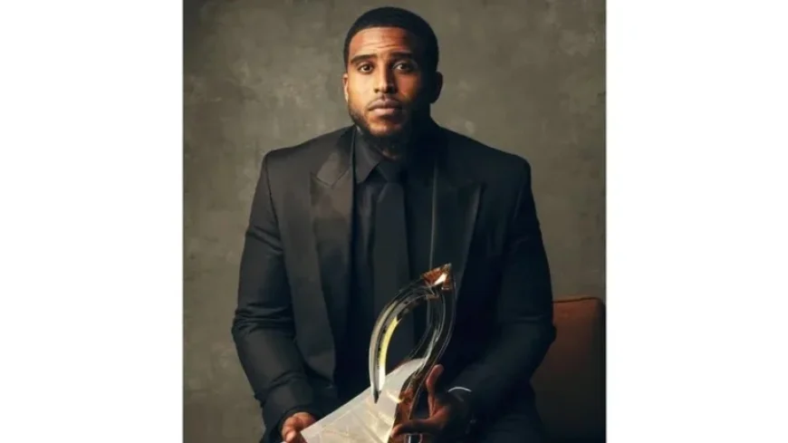 NFL Legend Bobby Wagner to Speak at 2026 Commencement, Award Recipients Revealed