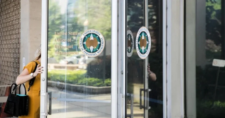 Trump Administration Eases Firing Process for 50,000 Federal Workers