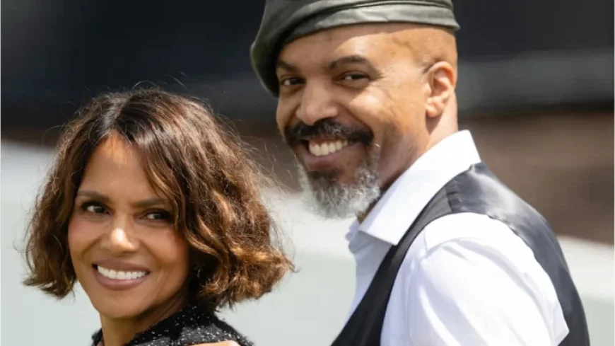 Halle Berry Announces Engagement to Van Hunt