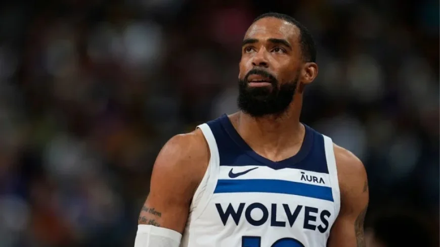 Conley to Re-Sign with Timberwolves After Hornets Release: Report