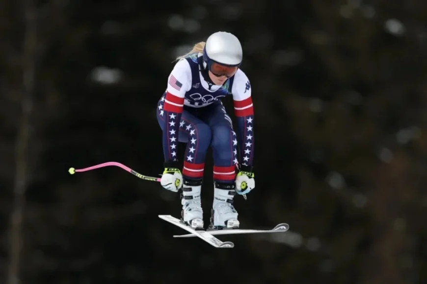 Lindsey Vonn Battles Torn ACL to Conquer Olympic Downhill Training Run