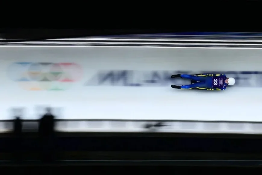 Daredevil Luge: Thrilling First-Person View Captures Heart-Stopping Ride
