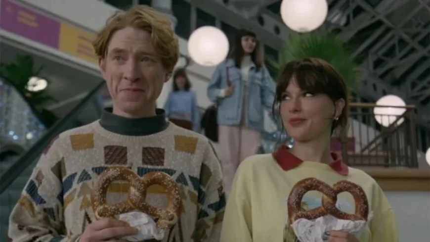 Taylor Swift Revives the ’90s Vibe in New ‘Opalite’ Video