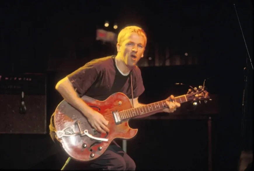 Cake Guitarist and ‘The Distance’ Writer Greg Brown Dies