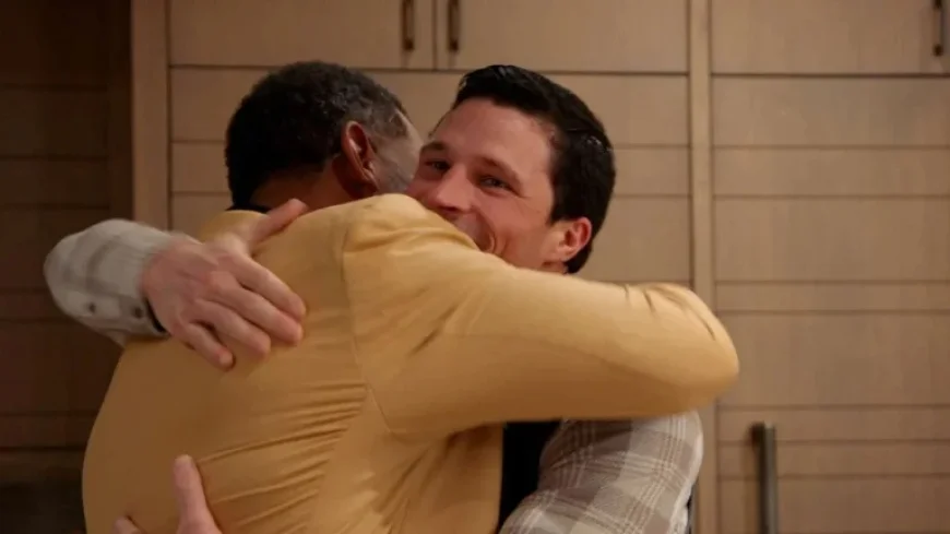 Luke Kuechly Learns Hall of Fame Status from Julius Peppers