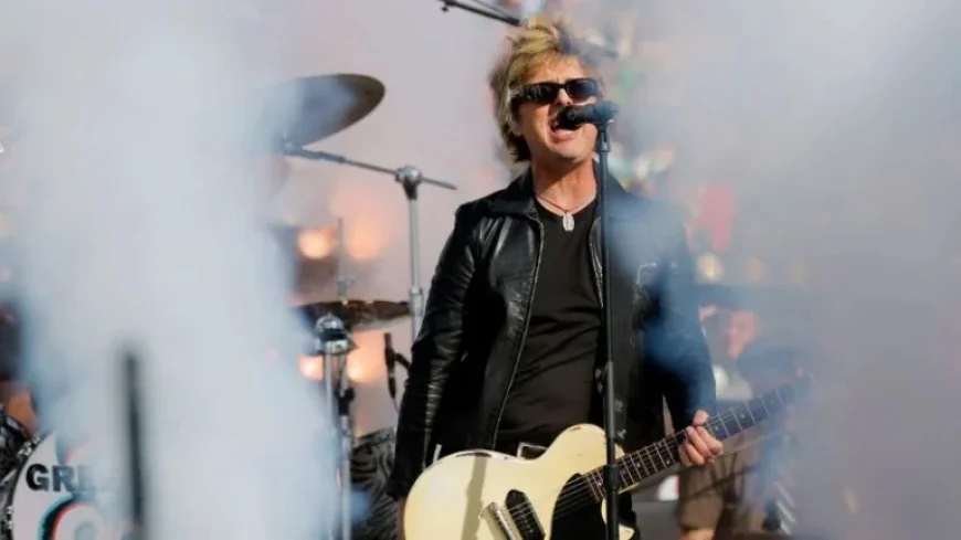 Green Day Performs Mellow Super Bowl Show Following ICE Criticism