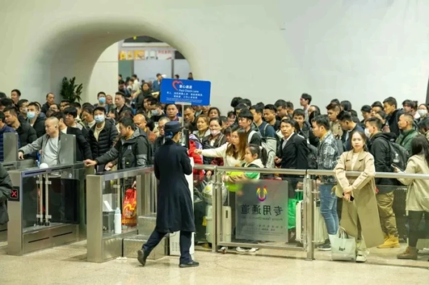 Guangzhou Launches First Nighttime High-Speed Train to Wuhan
