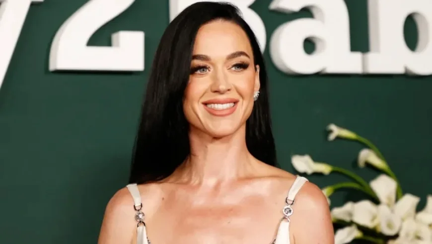 Katy Perry Shares Adorable Photos with Justin Trudeau