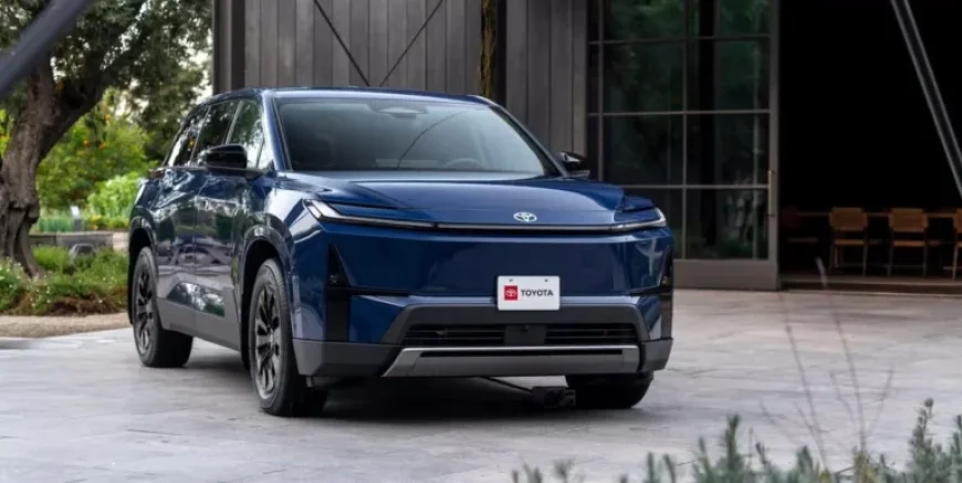 Explore the 2027 Toyota Highlander’s Exterior in Detailed Photo Gallery