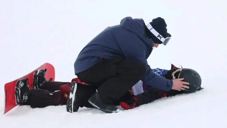 Emergency Sled Rescues Snowboarder After Major Women’s Halfpipe Crash