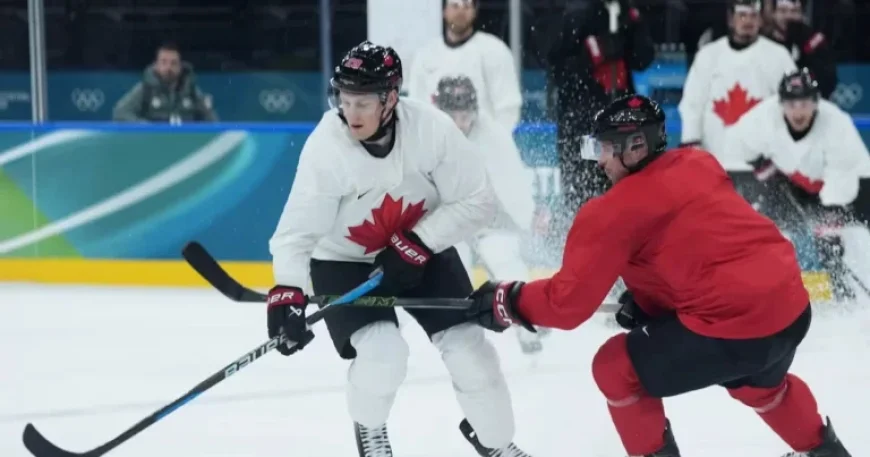 Cooper Adjusts Lines, Delays Naming Starting Goalie for Czechia Match