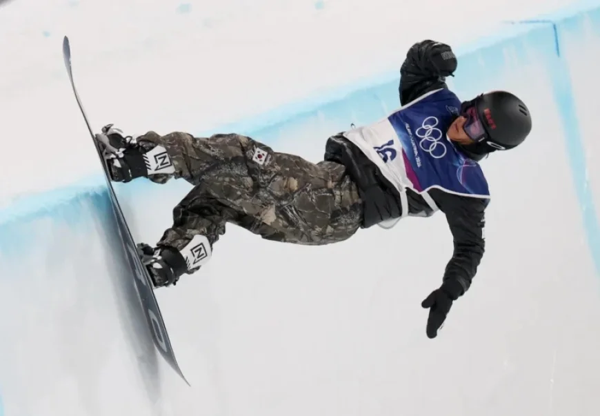 Snowboarder and Figure Skater Compete for Medals
