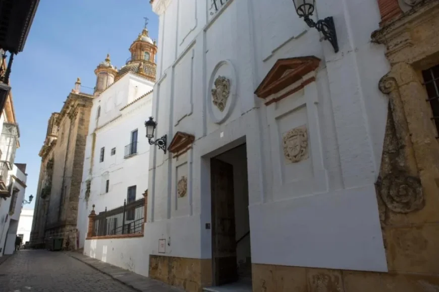 Carmona Council Denies Cancelling Paqui Maqueda’s Book Event