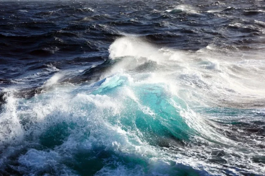 Polish Embassy in Italy Warns of Floods, High Waves, and Landslides