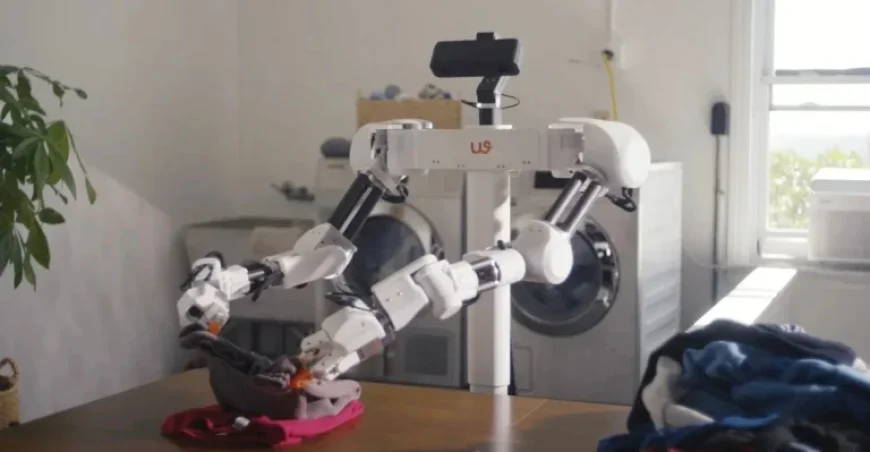 Revolutionary $7,999 Laundry Robot Folds Clothes Efficiently