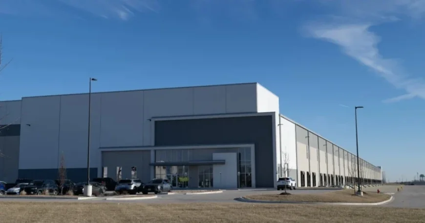 Kansas City Developers Stop Warehouse Sale for ICE Detention Center Amid Pressure