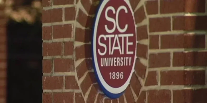 2 Dead, 1 Injured in Shooting at SC State Campus