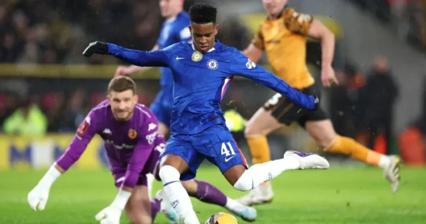 Estevao Misses Crucial Chance for Chelsea: Worse Than Palmer?