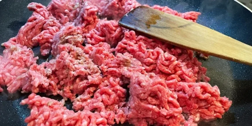 20,000 Pounds of Ground Beef Recalled Over E. Coli Contamination
