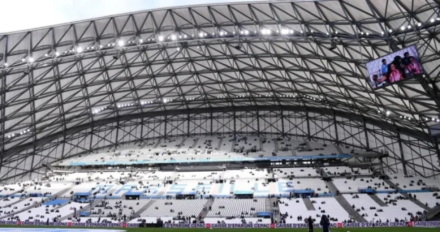 Vélodrome Protests: McCourt and Longoria Face Backlash at Kickoff