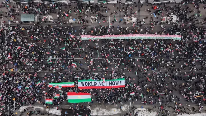 Toronto Police Report 350,000 Rally in North York Supporting Iranian Protesters