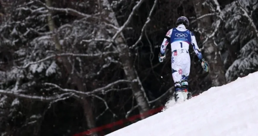 Ski Star Reacts Strongly After Slalom Drama in Live Blog