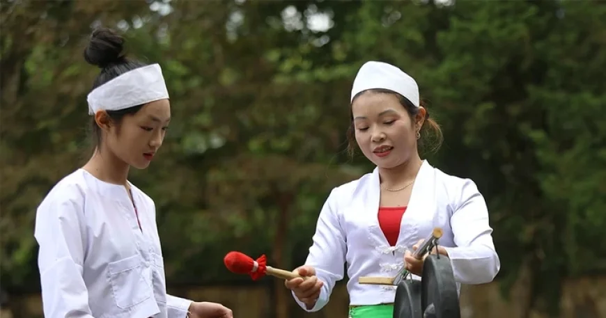 Muong Gongs Herald Spring’s Arrival
