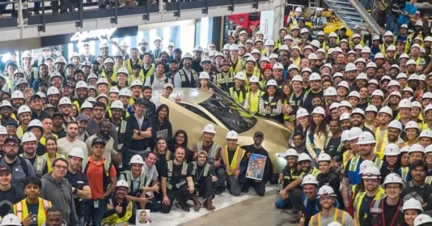 Tesla Unveils First Steering Wheel-Less Cybercab Amid Autonomy Challenges