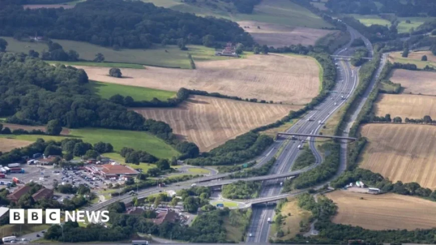 Emergency Repairs Close M4 in Both Directions Near Reading