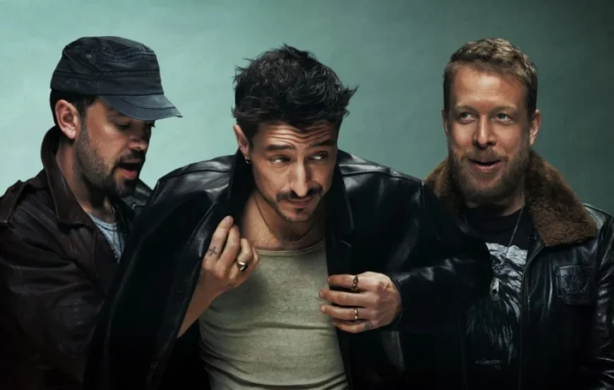 Mumford & Sons Ignite Success with Passionate Performances