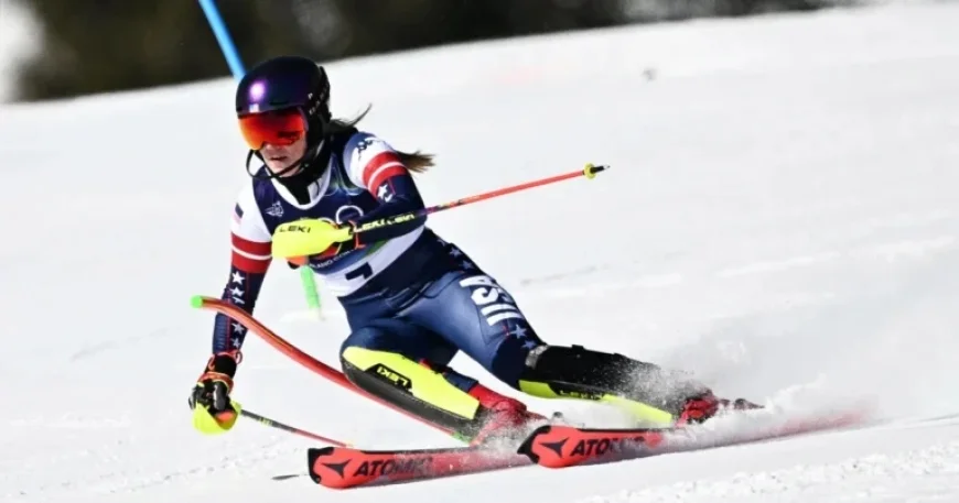 Mikaela Shiffrin Dominates Slalom Lead After Initial Run