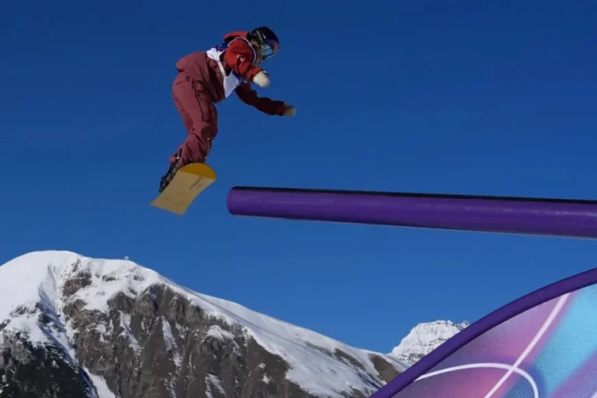 Juliette Pelchat: The Versatile Snowboarder with Multiple Talents