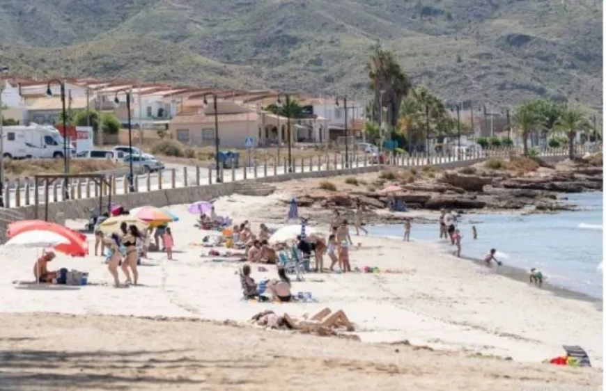 Cartagena Beaches to Launch Open Water Swimming Lanes This Summer