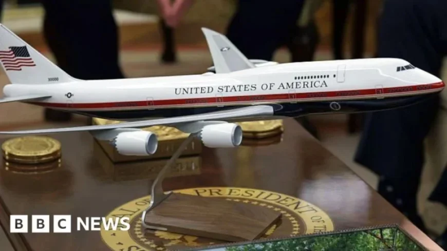 Air Force One Receives New Paint Job and Color Scheme