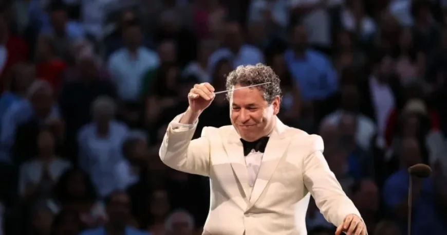 Gustavo Dudamel’s Farewell Love Letter to L.A. at Hollywood Bowl